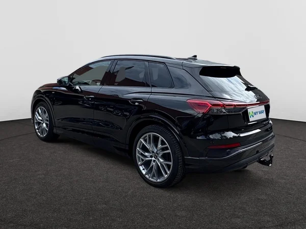AUDI Q4 e-tron (2025) — foto 10 van 15