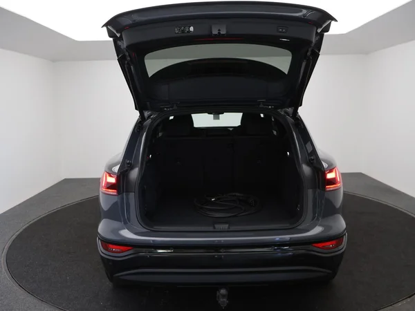 AUDI Q6 e-tron (2025) — foto 24 van 25