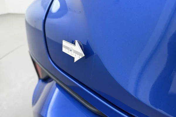 Toyota C-HR Hybrid (HEV) (2021) — foto 18 van 26