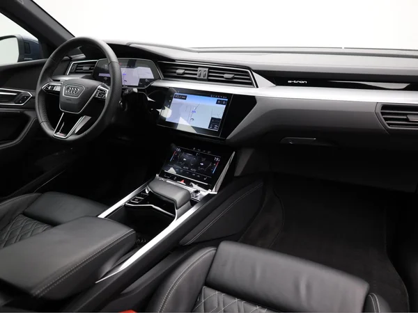AUDI e-tron Sportback (2021) — foto 19 van 25