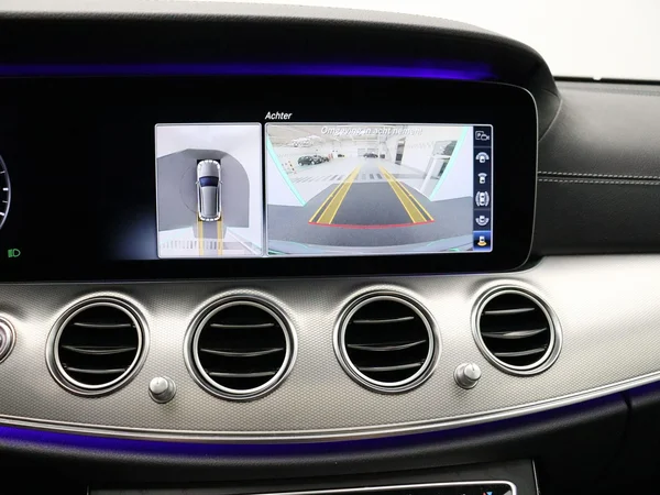 Mercedes-Benz E-Klasse (2020) — foto 10 van 32