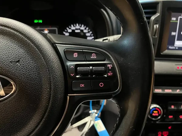 Kia Sportage (2016) — foto 2 van 20