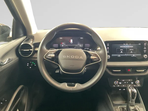 SKODA Fabia (2025) — foto 4 van 24