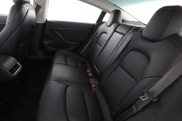 Tesla Model (2021) — foto 5 van 16
