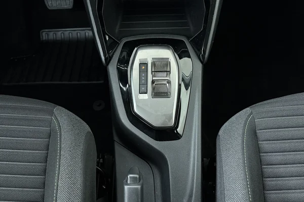 Peugeot 208 (2025) — foto 4 van 17