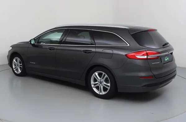 Ford Mondeo Clipper Hybrid (2020) — foto 23 van 36