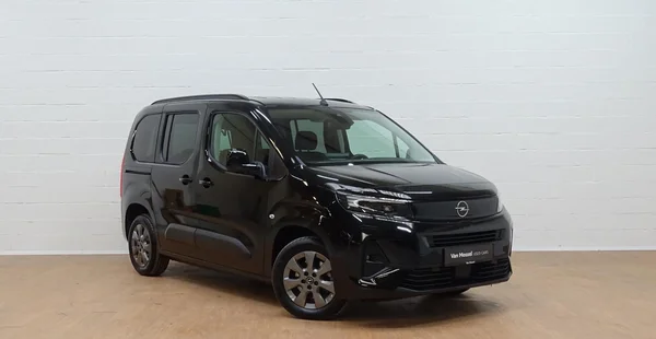 Opel Combo Life (2024) — foto 11 van 18