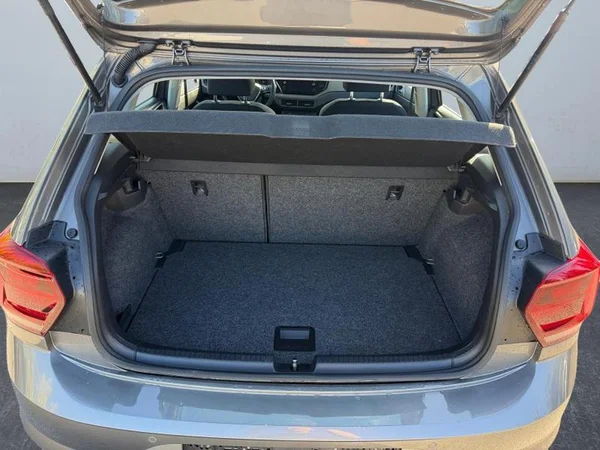 VOLKSWAGEN Polo Dsl (2018) — foto 24 van 31