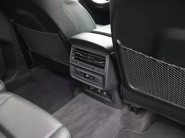 AUDI Q7 PHEV (2021) — foto 4 van 28