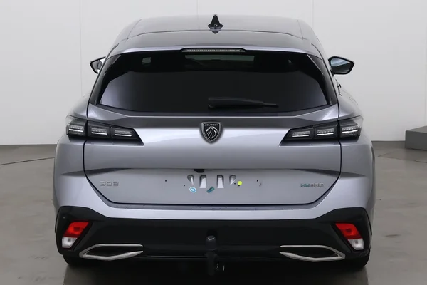 Peugeot 308 SW PHEV (2023) — foto 17 van 22