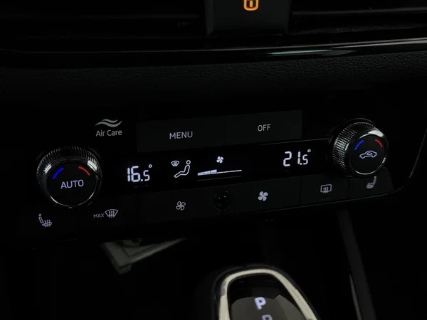 SKODA Kamiq (2025) — foto 8 van 18