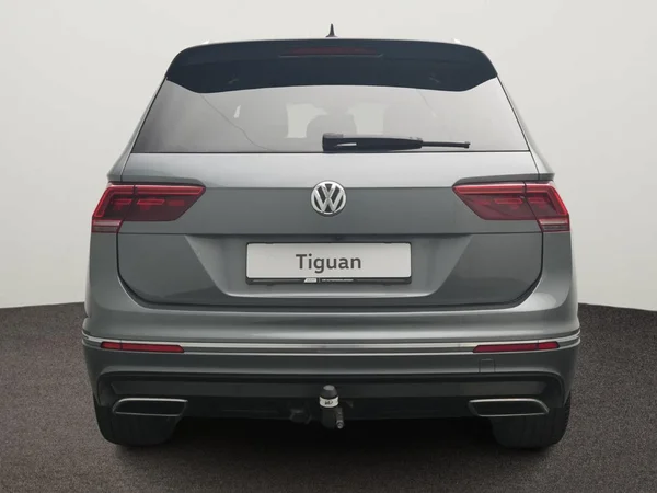 VOLKSWAGEN Tiguan Allspace (2021) — foto 7 van 10