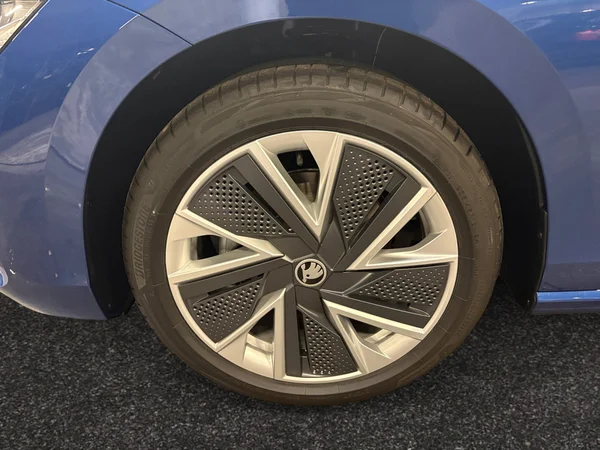 SKODA Superb Combi (2026) — foto 12 van 15