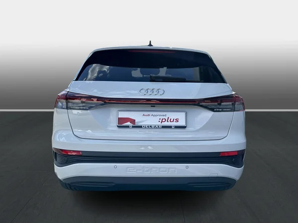AUDI Q4 e-tron (2023) — foto 11 van 19