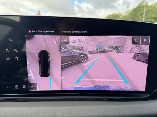 AUDI A6 Sportback e-tron (2025) — foto 5 van 24