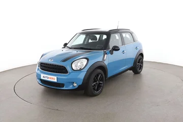 MINI Countryman b8f3f4d0-4066-4dd3-b831-029ea9d41066
