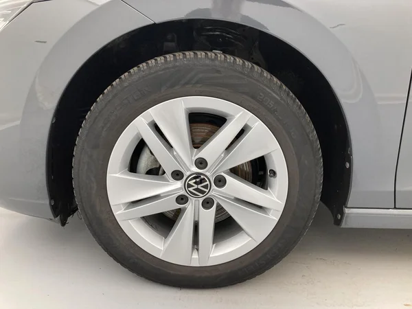 VOLKSWAGEN Golf VIII (2024) — foto 19 van 36