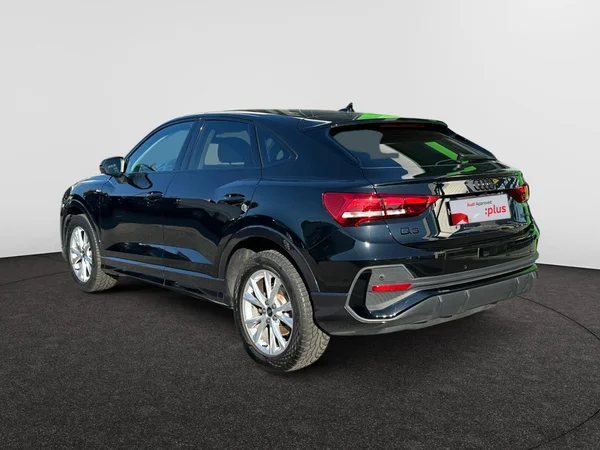 AUDI Q3 Sportback (2023) — foto 12 van 27