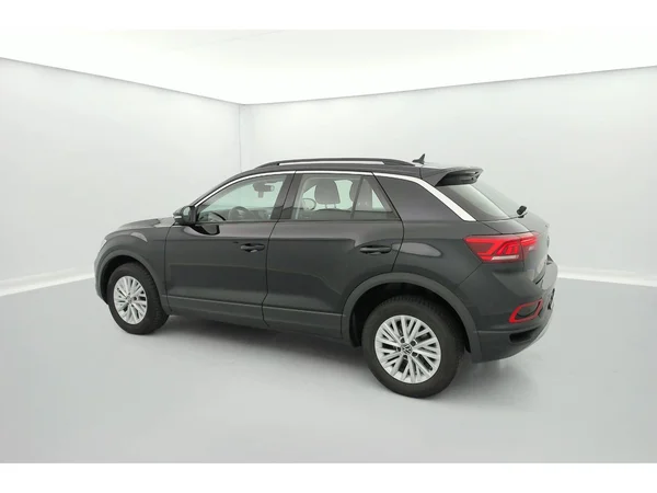VOLKSWAGEN T-Roc (2024) — foto 28 van 36