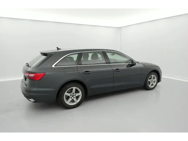 AUDI A4 Avant (2021) — foto 29 van 36