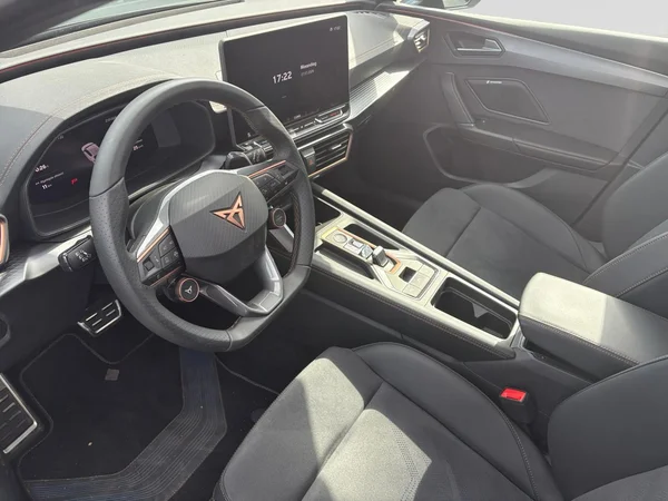 CUPRA Leon e-Hybrid (PHEV) (2025) — foto 22 van 23