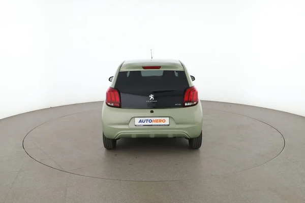 Peugeot 108 (2022) — foto 11 van 16