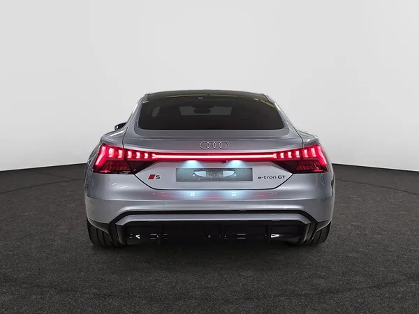 AUDI S e-tron GT (2025) — foto 2 van 23