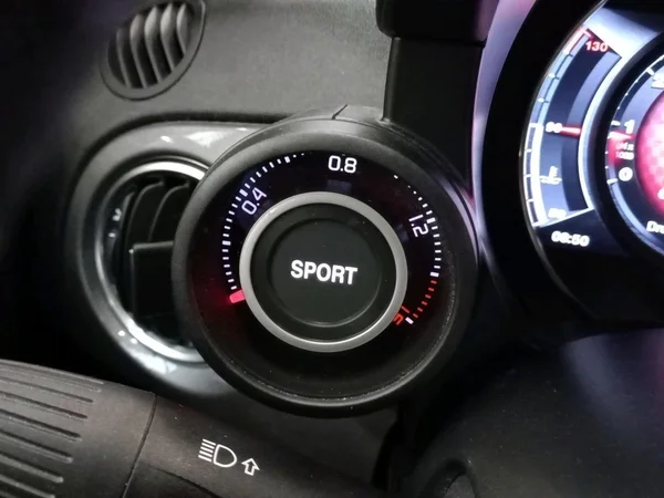 Abarth 500 (2021) — foto 7 van 18