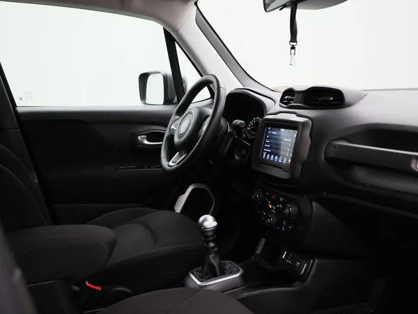 Jeep Renegade (2020) — foto 24 van 39