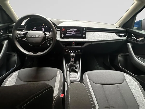 SKODA Kamiq (2026) — foto 2 van 22