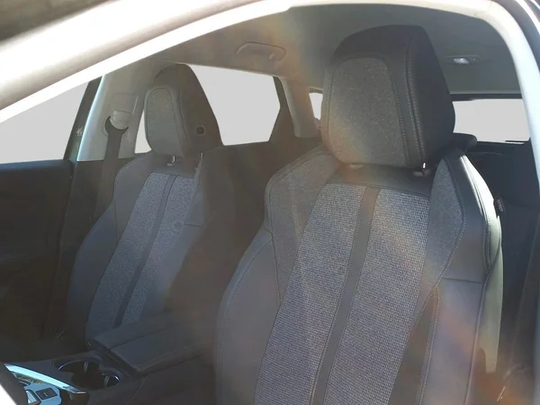 Peugeot 3008 (2020) — foto 18 van 18