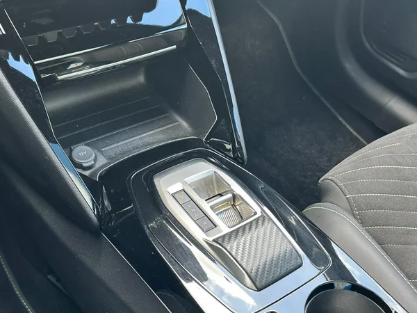 Peugeot 208 (2025) — foto 5 van 17