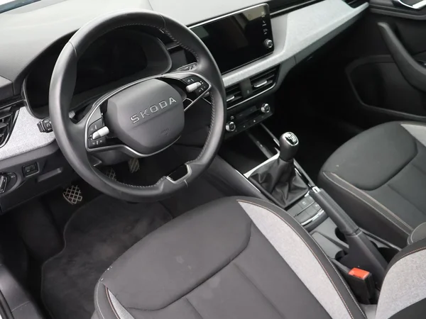 SKODA Kamiq (2025) — foto 16 van 21