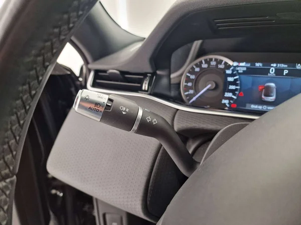 Land Rover Range Rover Evoque (2021) — foto 6 van 17