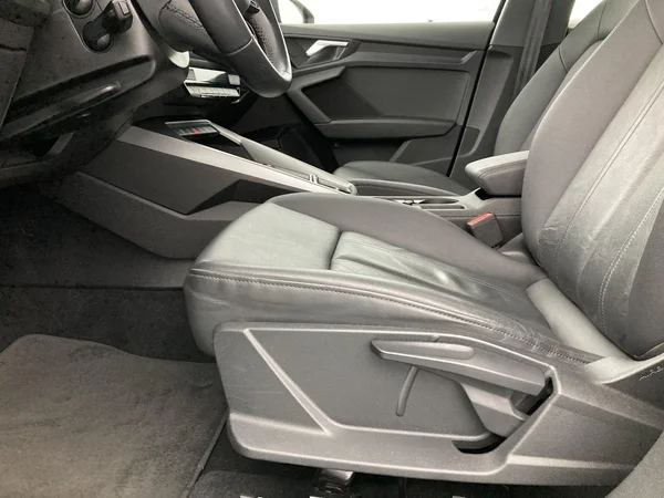 AUDI A3 Sportback Dsl (2022) — foto 17 van 36