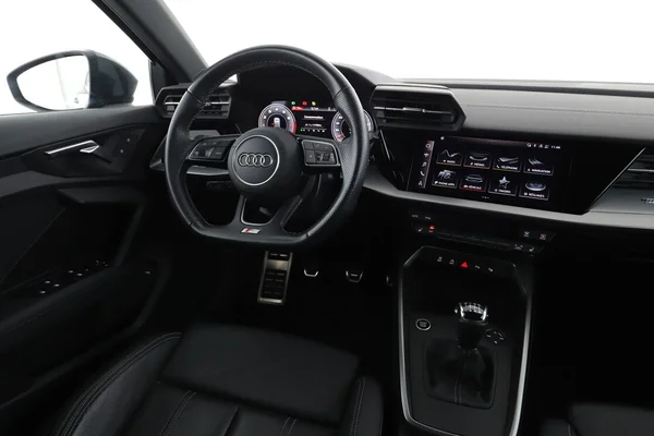 Audi A3 (2022) — foto 4 van 16