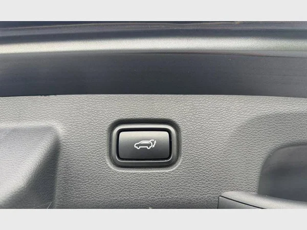 Kia SPORTAGE (2022) — foto 18 van 26