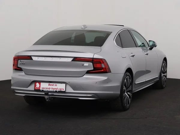 VOLVO S90 (2023) — foto 23 van 33