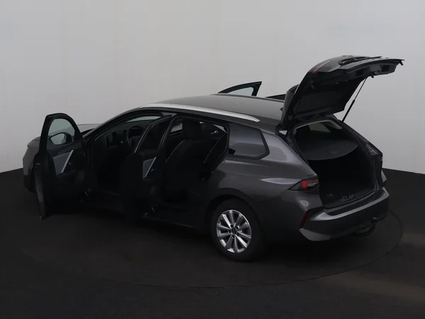 OPEL Astra (2023) — foto 27 van 28