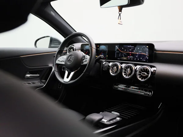 Mercedes-Benz A-Klasse (2020) — foto 35 van 47