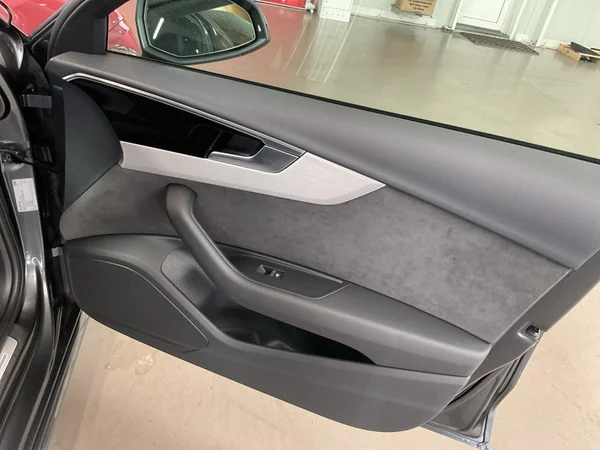 AUDI A4 SW (2020) — foto 9 van 24