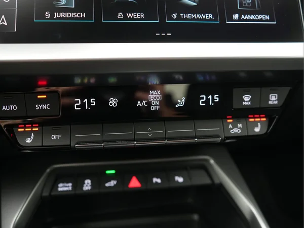 AUDI A3 Sportback PHEV (2024) — foto 8 van 30