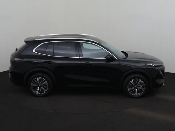 GEELY Starray EM-i (2026) — foto 25 van 29