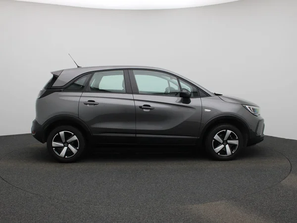 Opel Crossland (2022) — foto 28 van 31