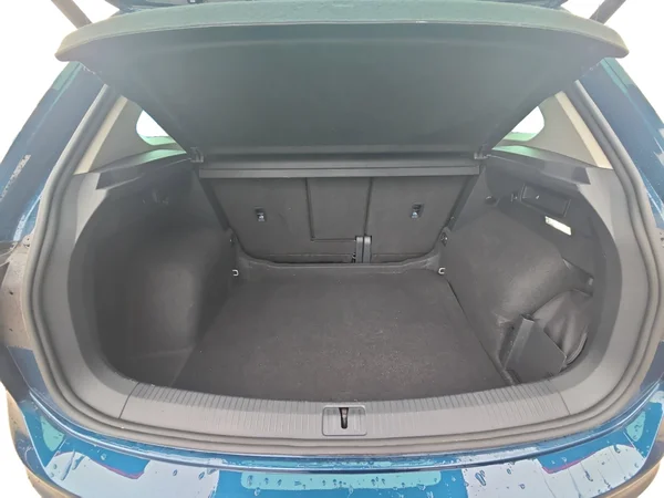 VOLKSWAGEN Tiguan (2024) — foto 19 van 23