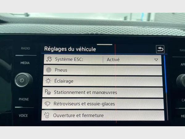 VOLKSWAGEN Polo (2024) — foto 13 van 25