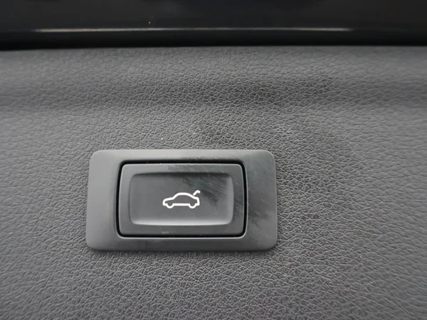 AUDI Q3 (2018) — foto 4 van 29