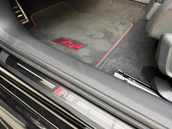 AUDI RS 5 Avant PHEV (2026) — foto 6 van 21