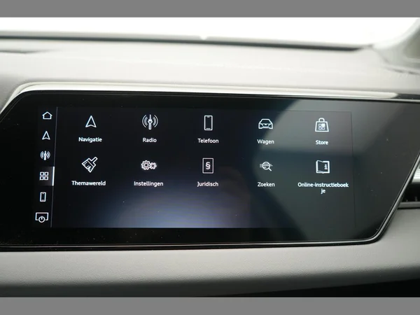 AUDI A6 Avant (2025) — foto 32 van 39
