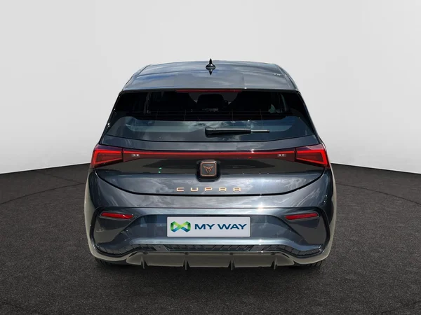 CUPRA Born (2024) — foto 6 van 17
